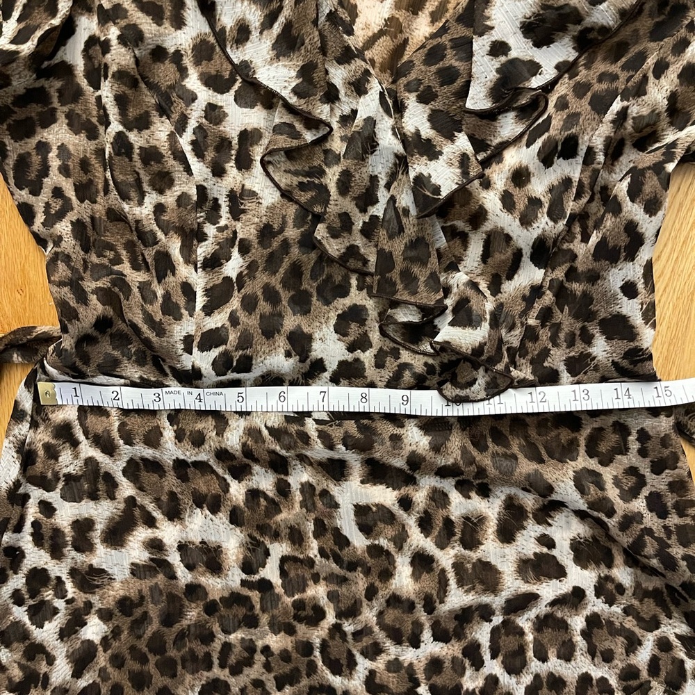 JBS Short Sleeve Belted Dress in Leopard - Picture 8 of 12